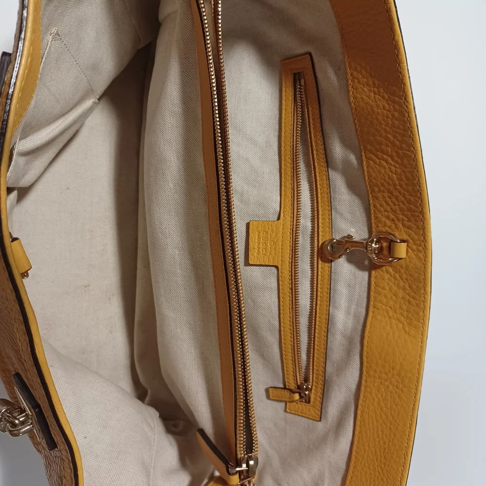 Gucci Bella Medium Tote Bag - Picture 5 of 14